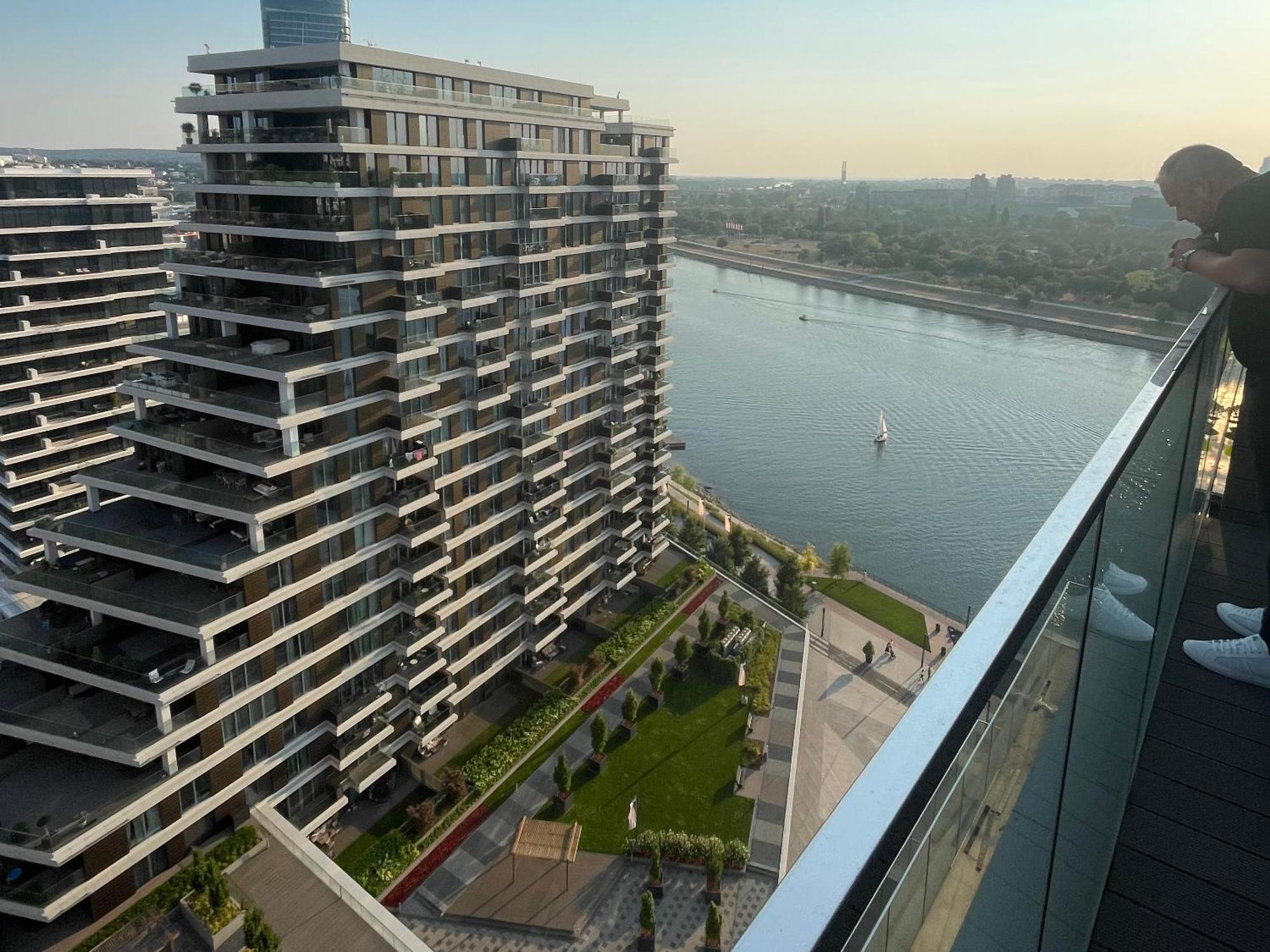 Queen Apartments Belgrade Waterfront מראה חיצוני תמונה